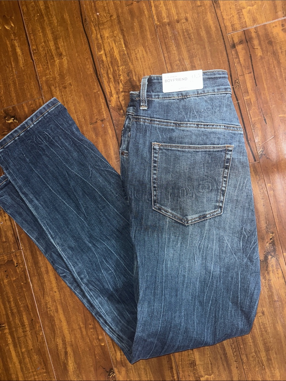 Chico's Platinum Boyfriend Jeans 0.5 NWT Empire Indigo Relaxed Stretch